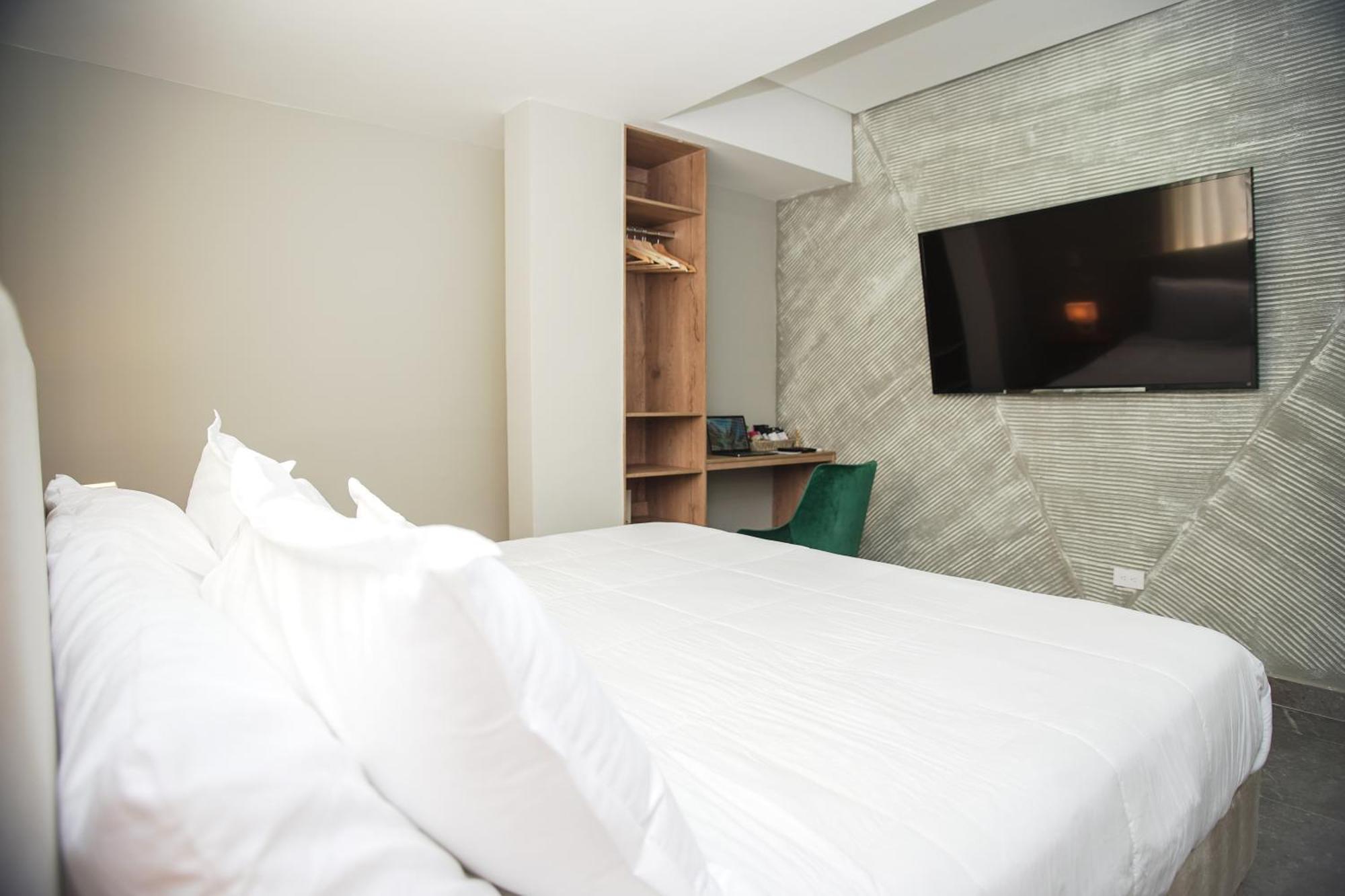 Отель Bahia Boutique House Картахена Экстерьер фото